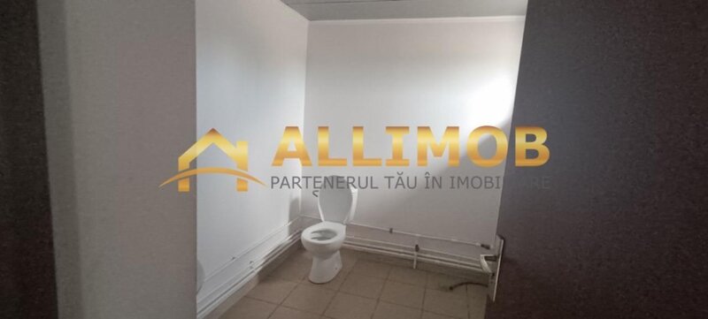 Ploiesti, zona Mihai Bravu, spatiu depozitare si birou